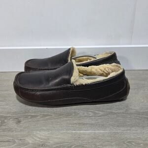 UGG Ascot Brown Leather Men's Slippers Sheepskin Lining Size 9 Moccasins